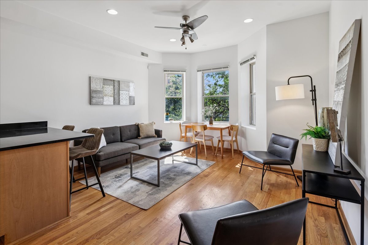 6135 South Drexel Avenue, Unit 4B Chicago, IL 60637 - Photo 3 of 16