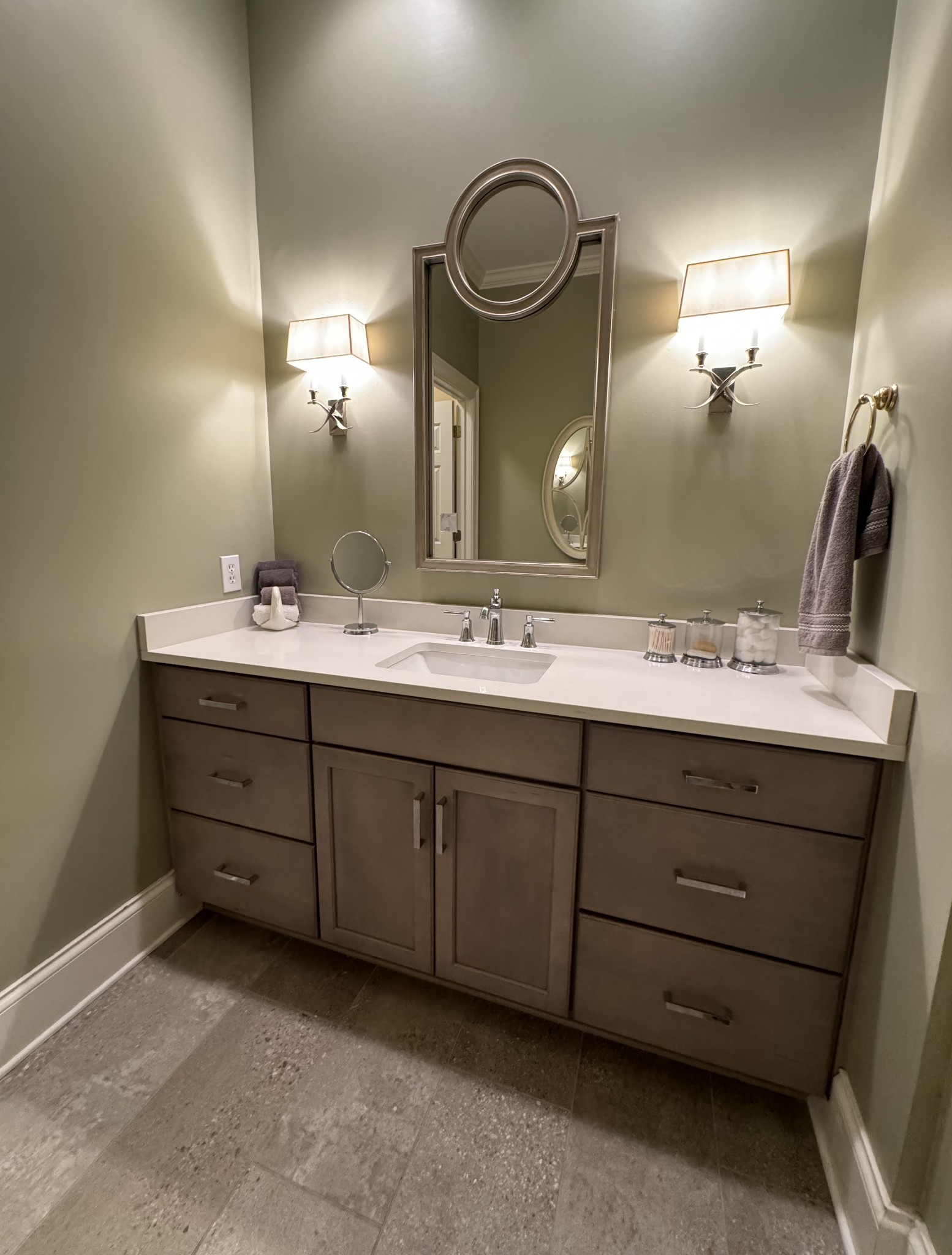 3062 Lower River Road Southeast Decatur, AL 35603 - Photo 50 of 70 a bathroom with a double vanity sink and a mirror