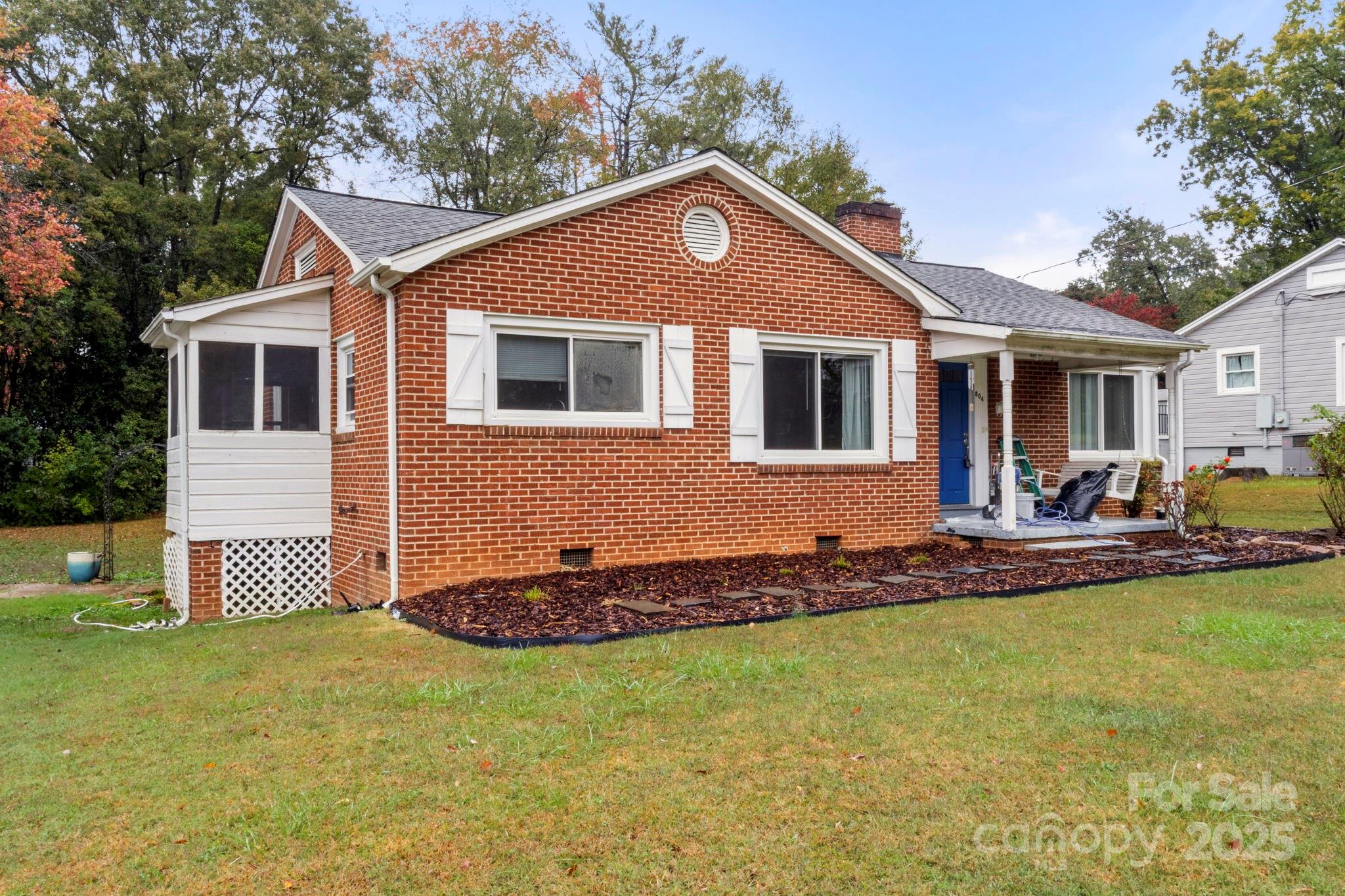 804 Broad Street Shelby, NC 28152 - Photo 2 of 23