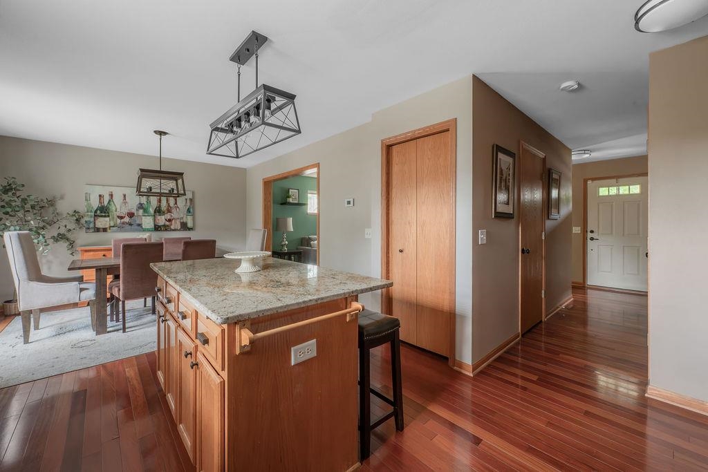 3302 Maricopa Way Madison, WI 53719 - Photo 5 of 41 Gallery Image 5