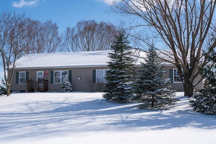 7209 Sharon Hollow Road Manchester, MI 48158 - Photo 2 of 10 Photo 2