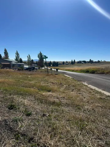 $70,000 | 401 5th Avenue, Craigmont, ID 83523