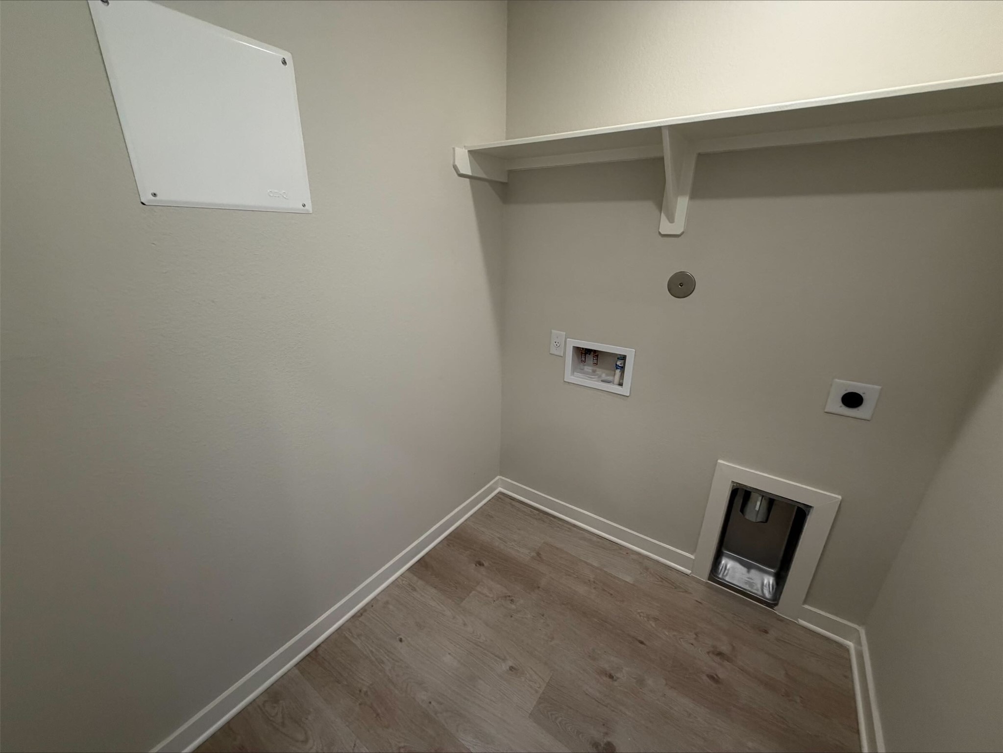 237 New Dawn Trail Huntsville, TX 77320 - Photo 11 of 23 a view of an empty room