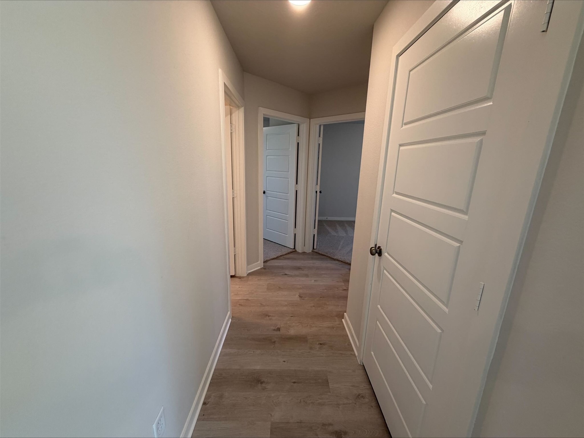 237 New Dawn Trail Huntsville, TX 77320 - Photo 12 of 23 a view of a hallway