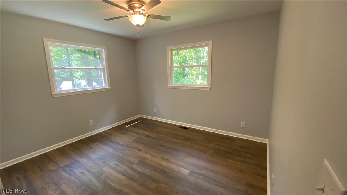 4483 Wayne Road Mantua, OH 44255 - Photo 18 of 30 Gallery Image 18