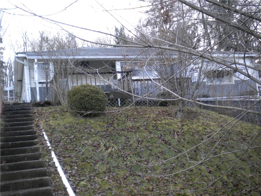 421 1st Street Apollo, PA 15613 - Photo 1 of 10