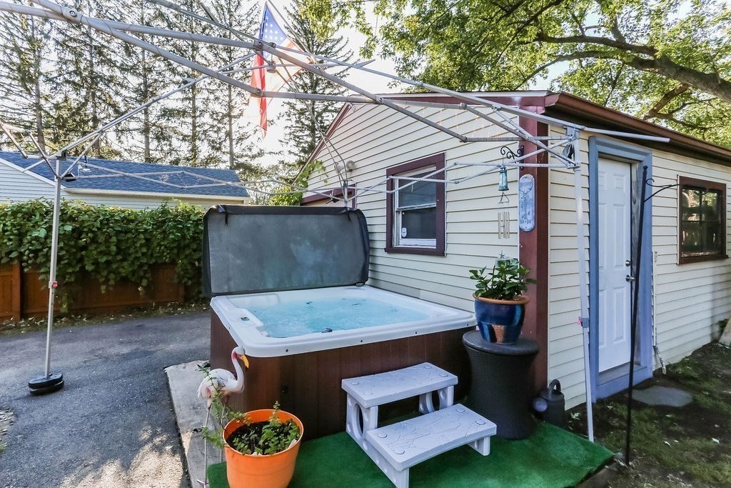 16 Ansara Street Springfield, MA 01104 - Photo 4 of 23 Gallery Image 4