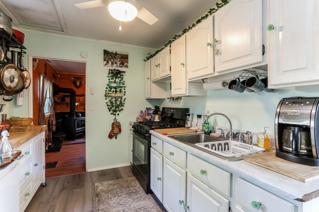 16 Ansara Street Springfield, MA 01104 - Photo 7 of 23 Gallery Image 7