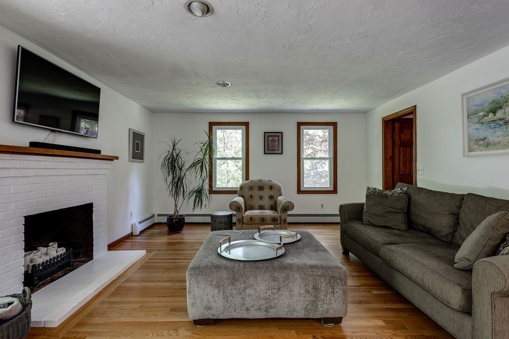 286 Westboro Road Upton, MA 01568 - Photo 16 of 41 Gallery Image 16