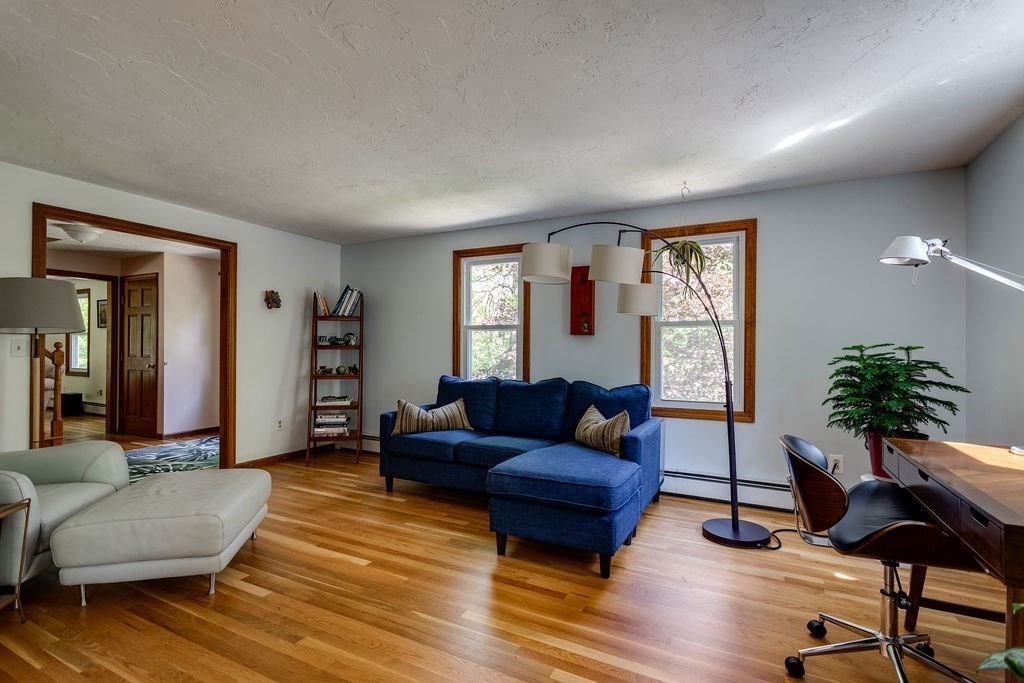286 Westboro Road Upton, MA 01568 - Photo 8 of 41 Gallery Image 8