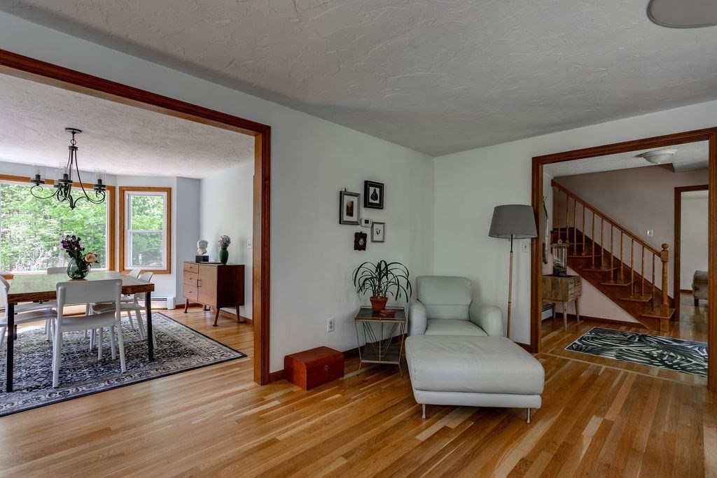 286 Westboro Road Upton, MA 01568 - Photo 9 of 41 Gallery Image 9