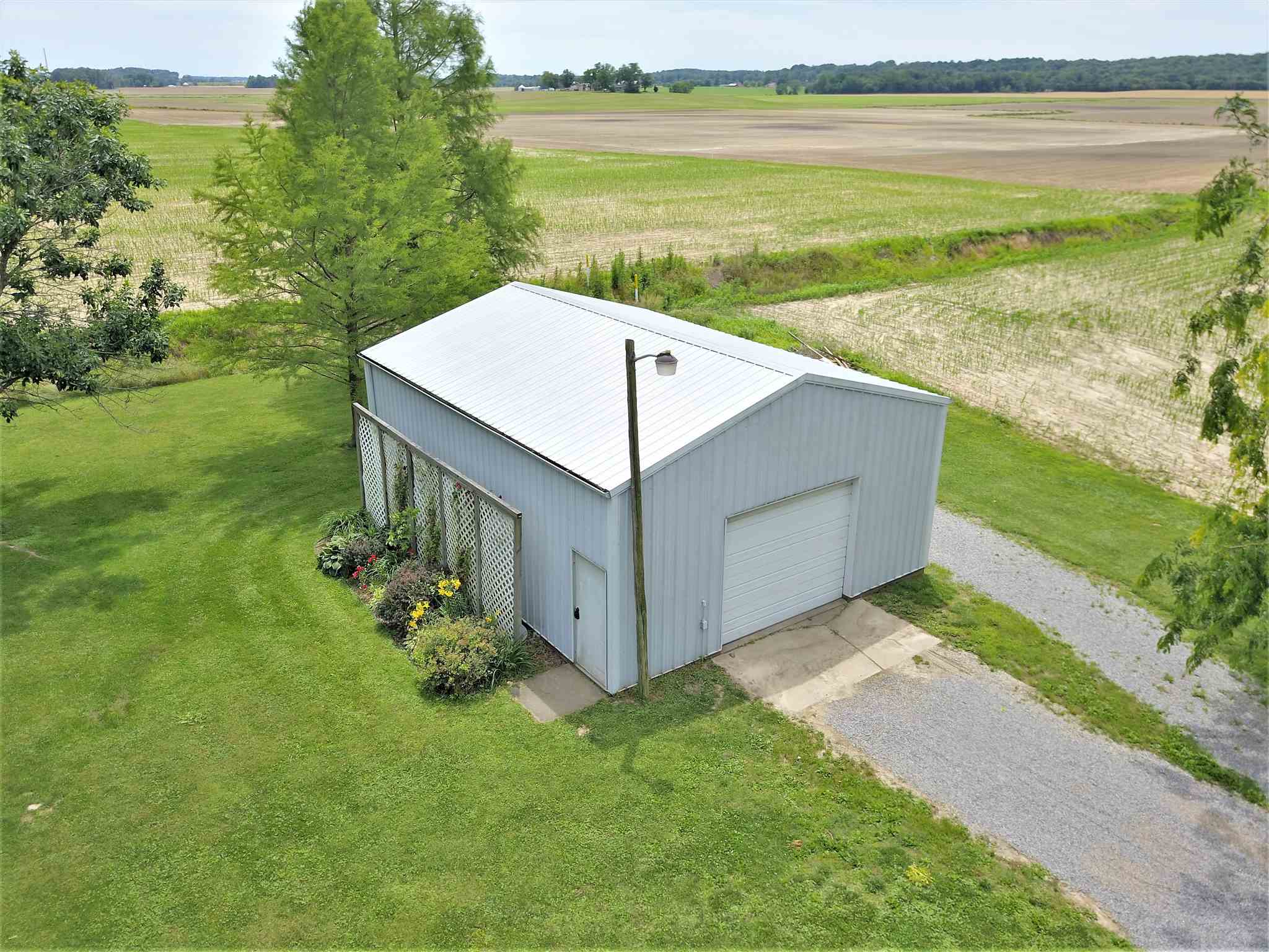 11455 Blue Bell Road Elberfeld, IN 47613 - Photo 4 of 10