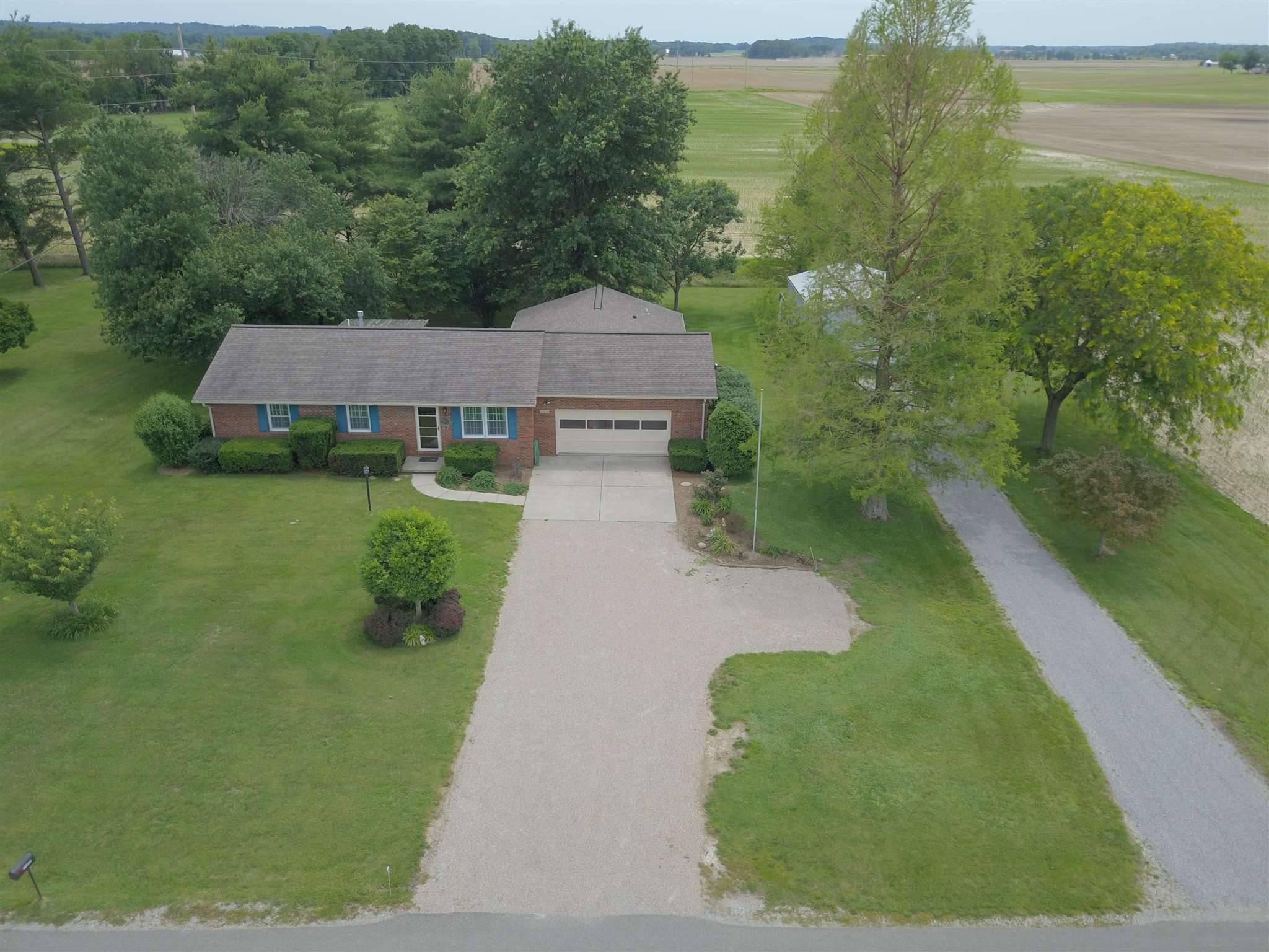 11455 Blue Bell Road Elberfeld, IN 47613 - Photo 5 of 10