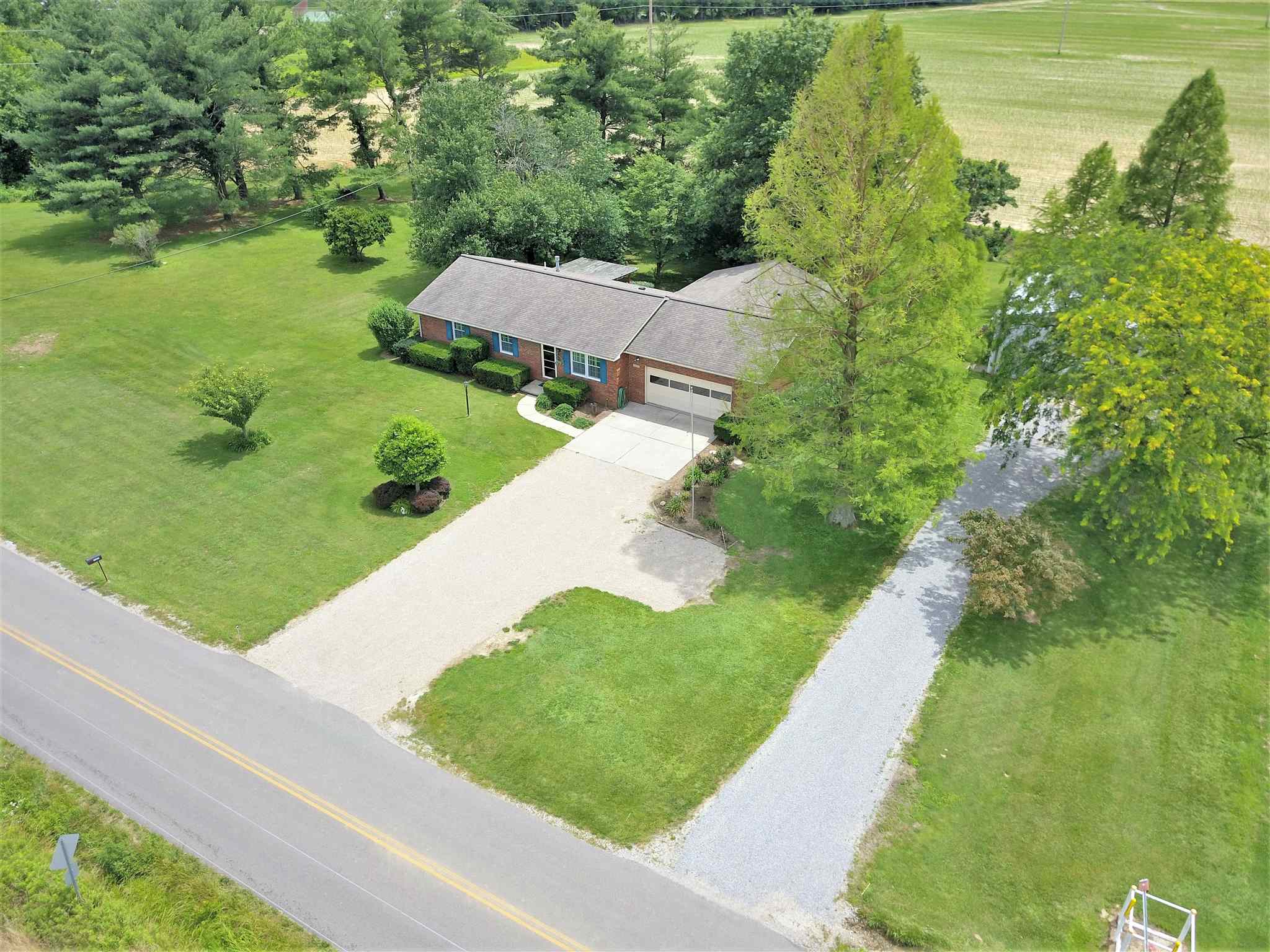 11455 Blue Bell Road Elberfeld, IN 47613 - Photo 7 of 10