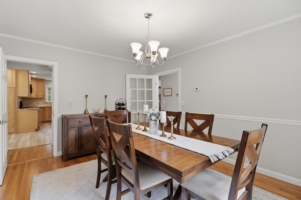 28 Modoc Street Worcester, MA 01604 - Photo 10 of 42