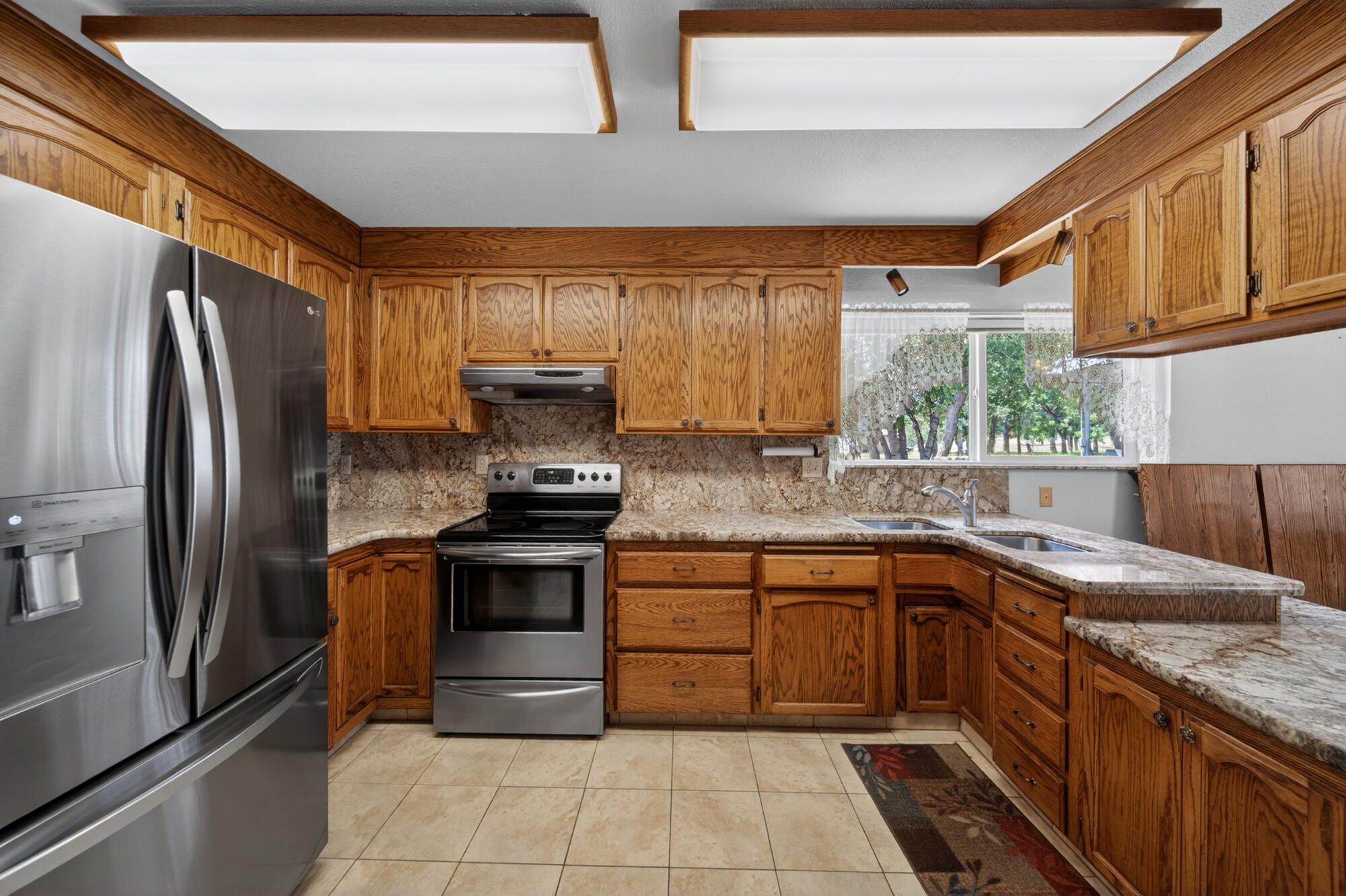 4702 Happy Valley Road Anderson, CA 96007 - Photo 6 of 42 4702 Happy Valley-24