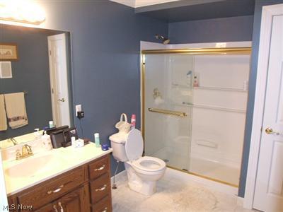 11891 County Line Road Chesterland, OH 44026 - Photo 3 of 3 Full Bath