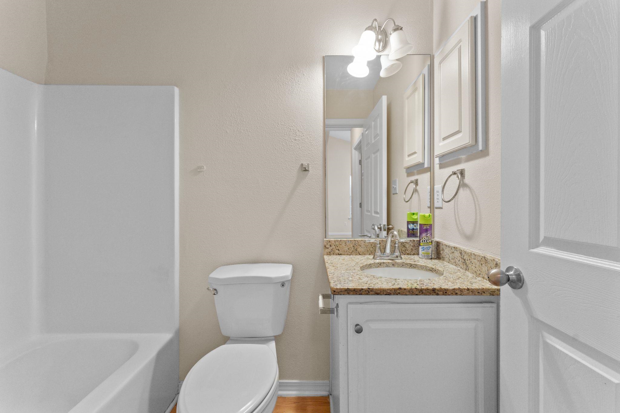 4009 Kendallbrook Loop Foley, AL 36535 - Photo 21 of 28 Bathroom
