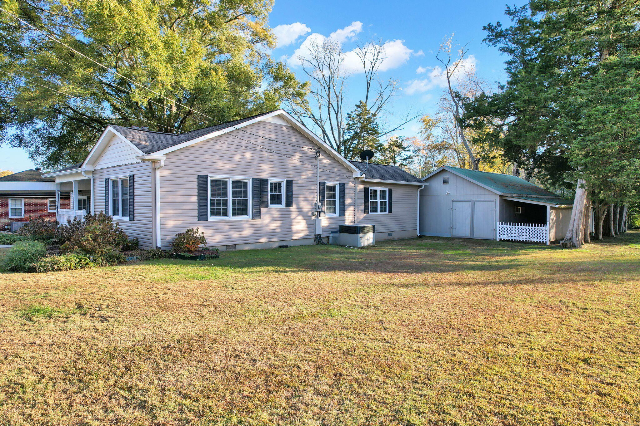 809 Park Avenue Northwest Cleveland, TN 37311 - Photo 4 of 45 4-web-or-mls-DJI_0647