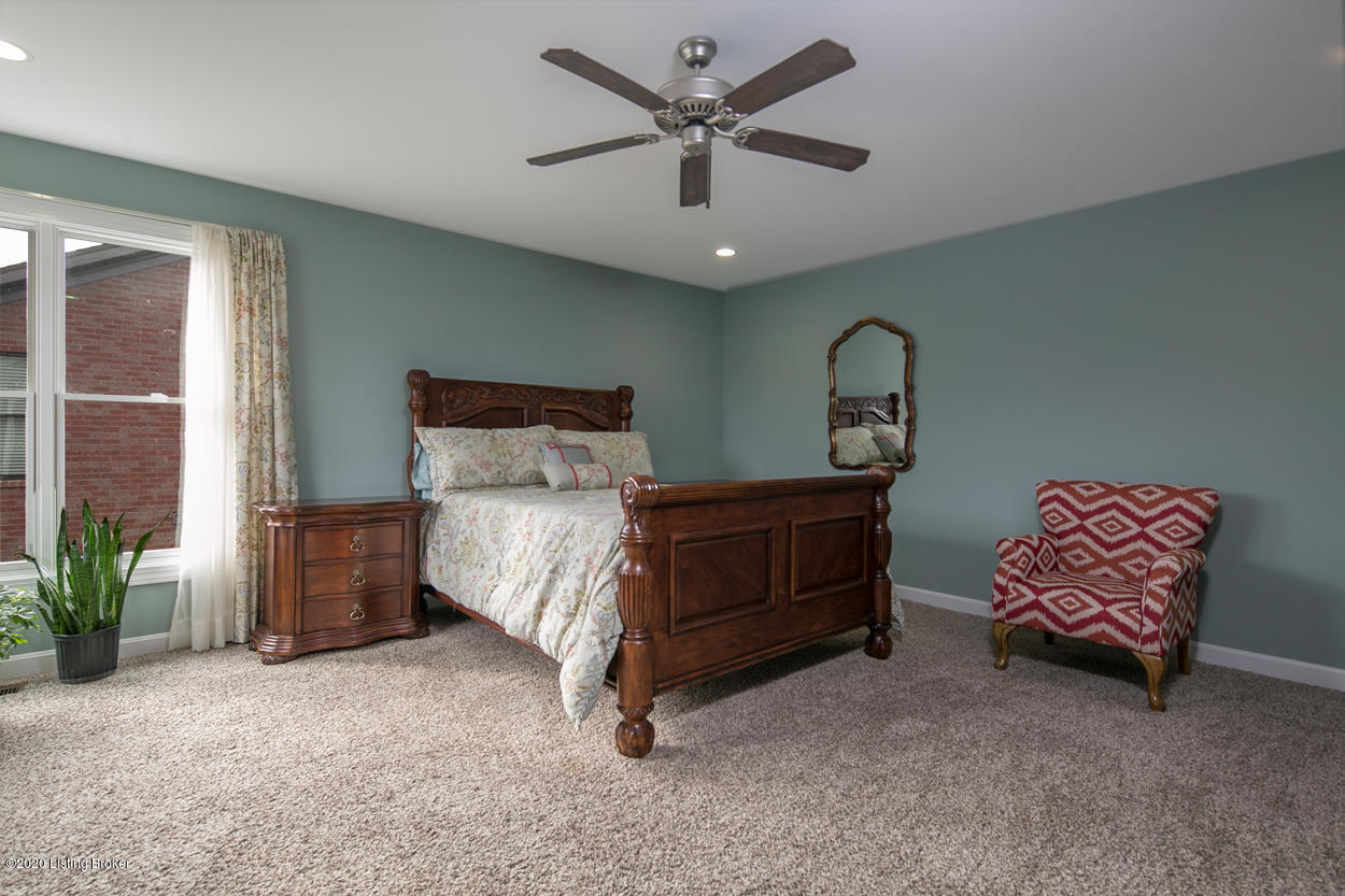 1932 Rivers Landing Drive Prospect, KY 40059 - Photo 28 of 30 36
