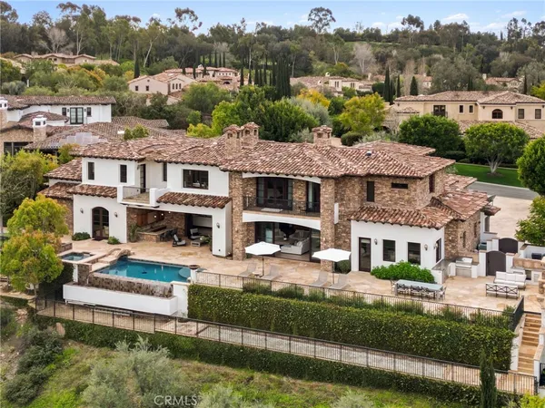 an aerial view of multiple house