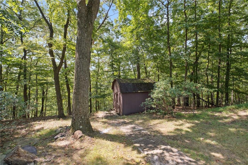 140 South Jamestown Road Coraopolis, PA 15108 - Photo 31 of 41 Gallery Image 31