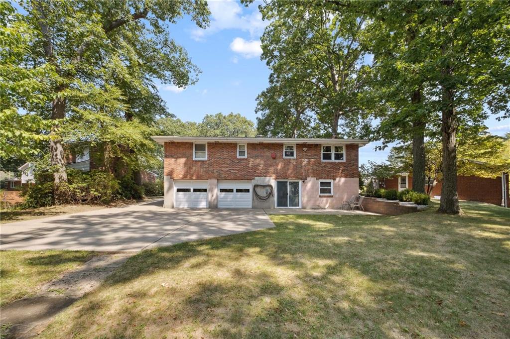 140 South Jamestown Road Coraopolis, PA 15108 - Photo 32 of 41 Gallery Image 32