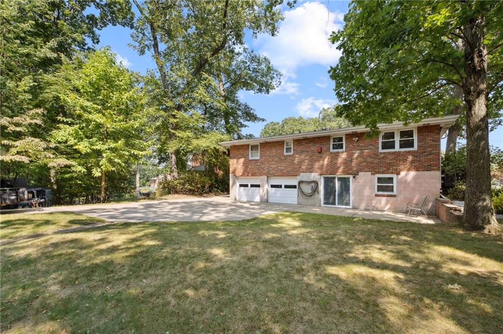 140 South Jamestown Road Coraopolis, PA 15108 - Photo 33 of 41 Gallery Image 33