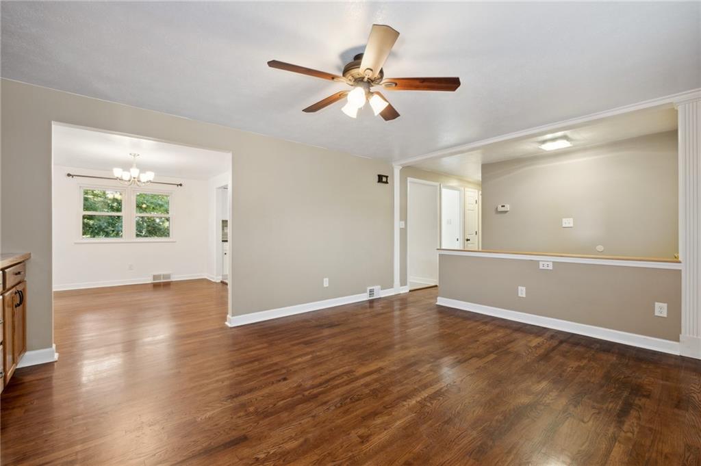 140 South Jamestown Road Coraopolis, PA 15108 - Photo 6 of 41 Gallery Image 6