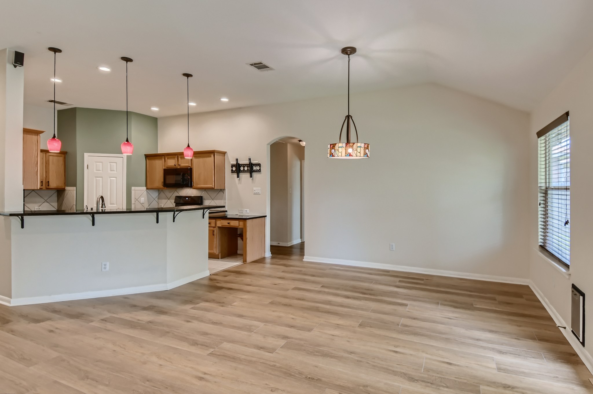 116 Copperwood Loop Round Rock, TX 78665 - Photo 14 of 27