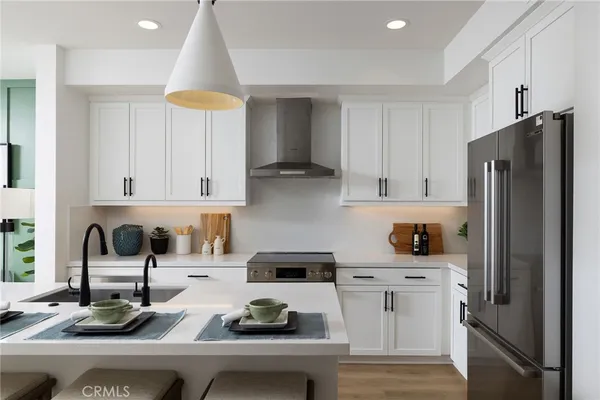 $736,200 | 308 East Whittier Boulevard, La Habra, CA 90631