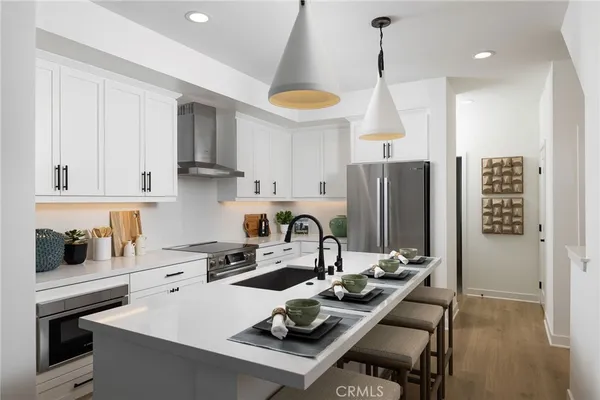 $736,200 | 308 East Whittier Boulevard, La Habra, CA 90631