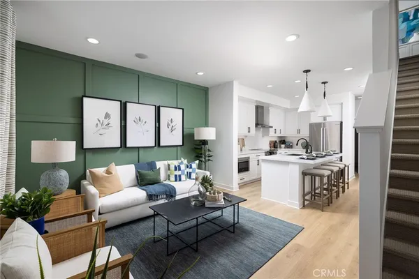 $736,200 | 308 East Whittier Boulevard, La Habra, CA 90631