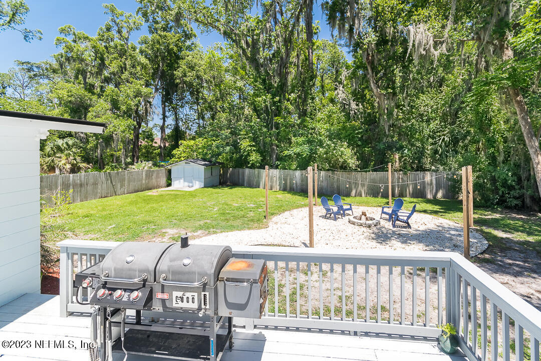 1121 Nightingale Road Jacksonville, FL 32216 - Photo 23 of 26 Overlooking Backyard
