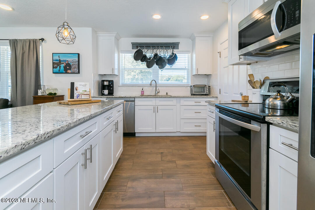 1121 Nightingale Road Jacksonville, FL 32216 - Photo 8 of 26 Kitchen