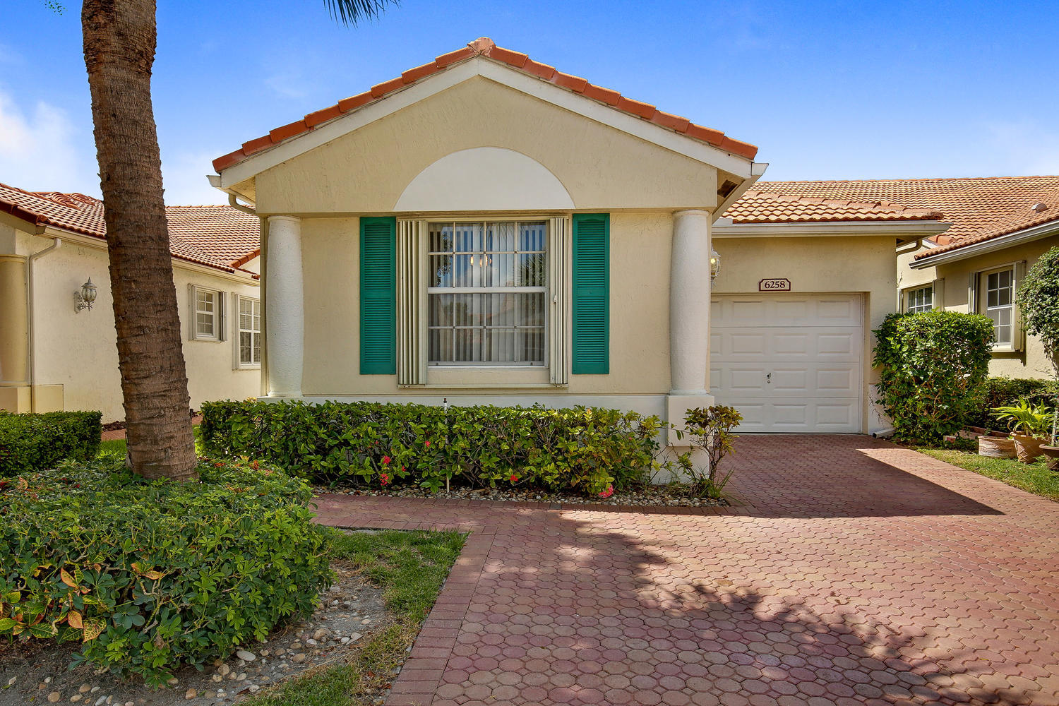 6258 Heliconia Road Delray Beach, FL 33484 - Photo 1 of 24 2 car interlocking brick driveway