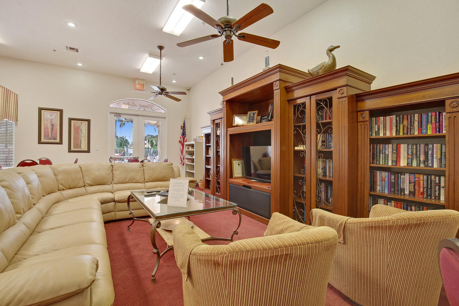 6258 Heliconia Road Delray Beach, FL 33484 - Photo 19 of 24 Clubhouse social area