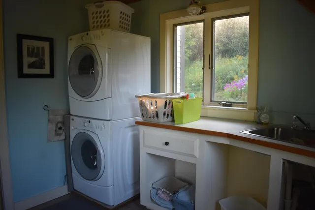 $595,000 | 1982 Robtoy Road, Lowell, VT 05847