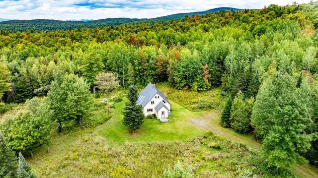 $595,000 | 1982 Robtoy Road, Lowell, VT 05847