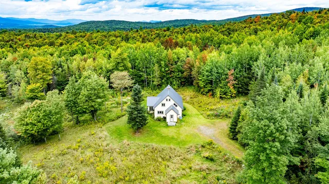 $595,000 | 1982 Robtoy Road, Lowell, VT 05847
