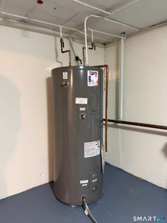 a view of utility room