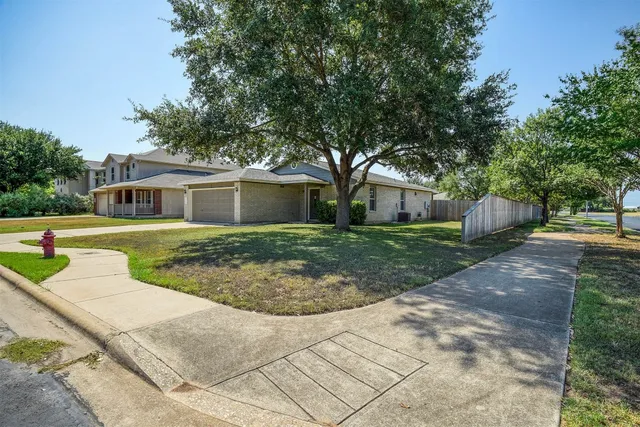 $269,900 | 619 Carole Cove, Bastrop, TX 78602