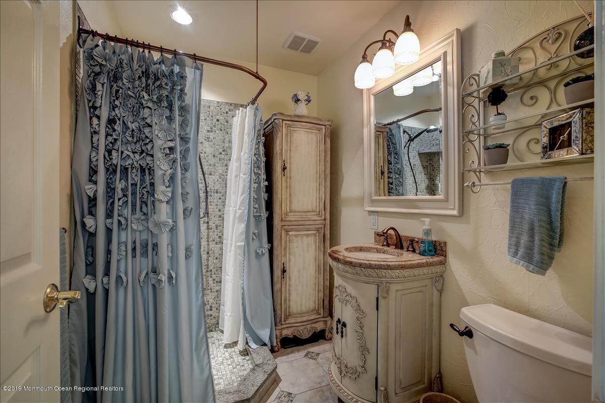 2301 Huckleberry Road Manchester Township, NJ 08759 - Photo 28 of 42 MASTER BATH