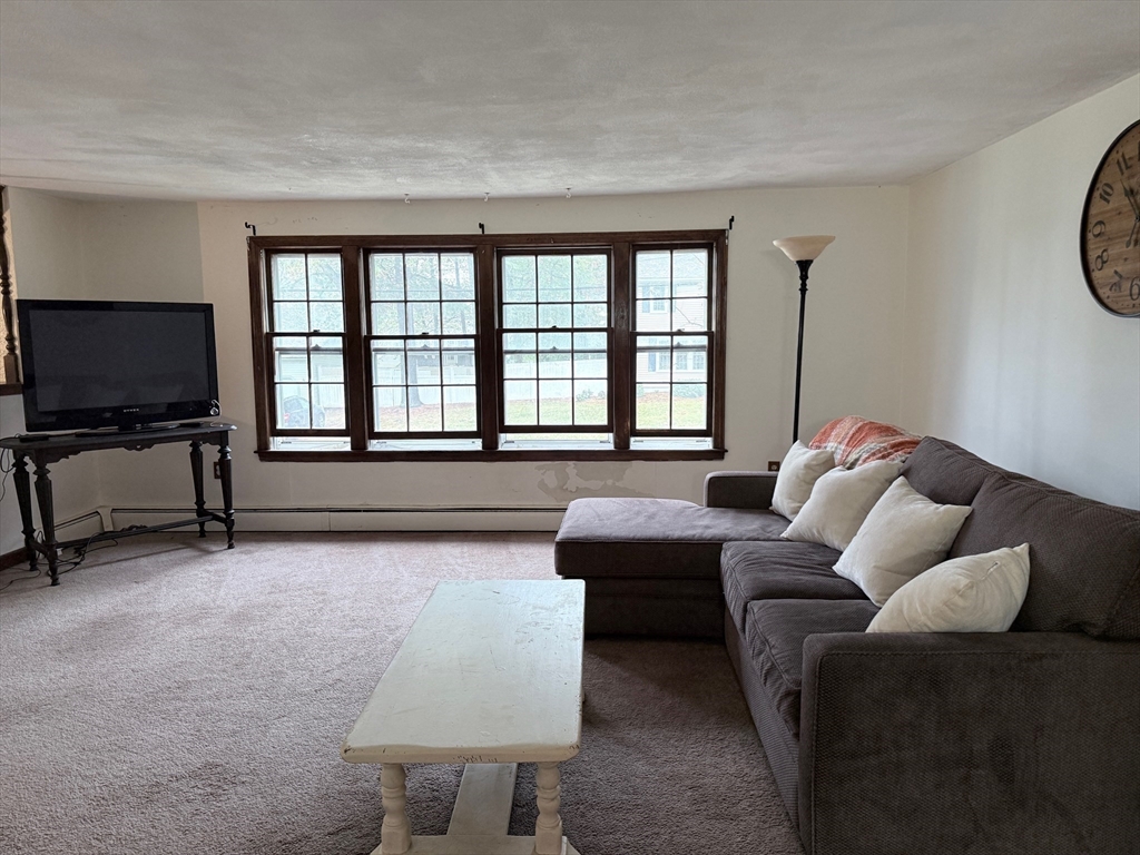 9 Robin Road Milford, MA 01757 - Photo 5 of 8 Gallery Image 5