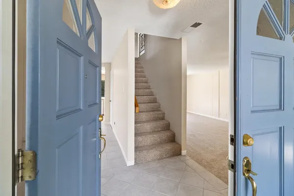 $560,000 | 1027 Charleston Circle, Roseville, CA 95661