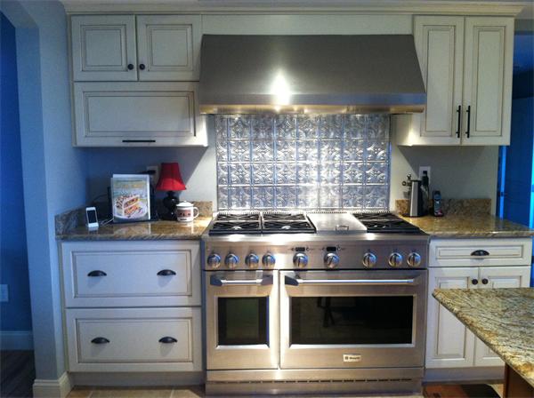 36 Gatehouse Road Westminster, MA 01473 - Photo 6 of 21 a stove top oven sitting inside of a kitchen