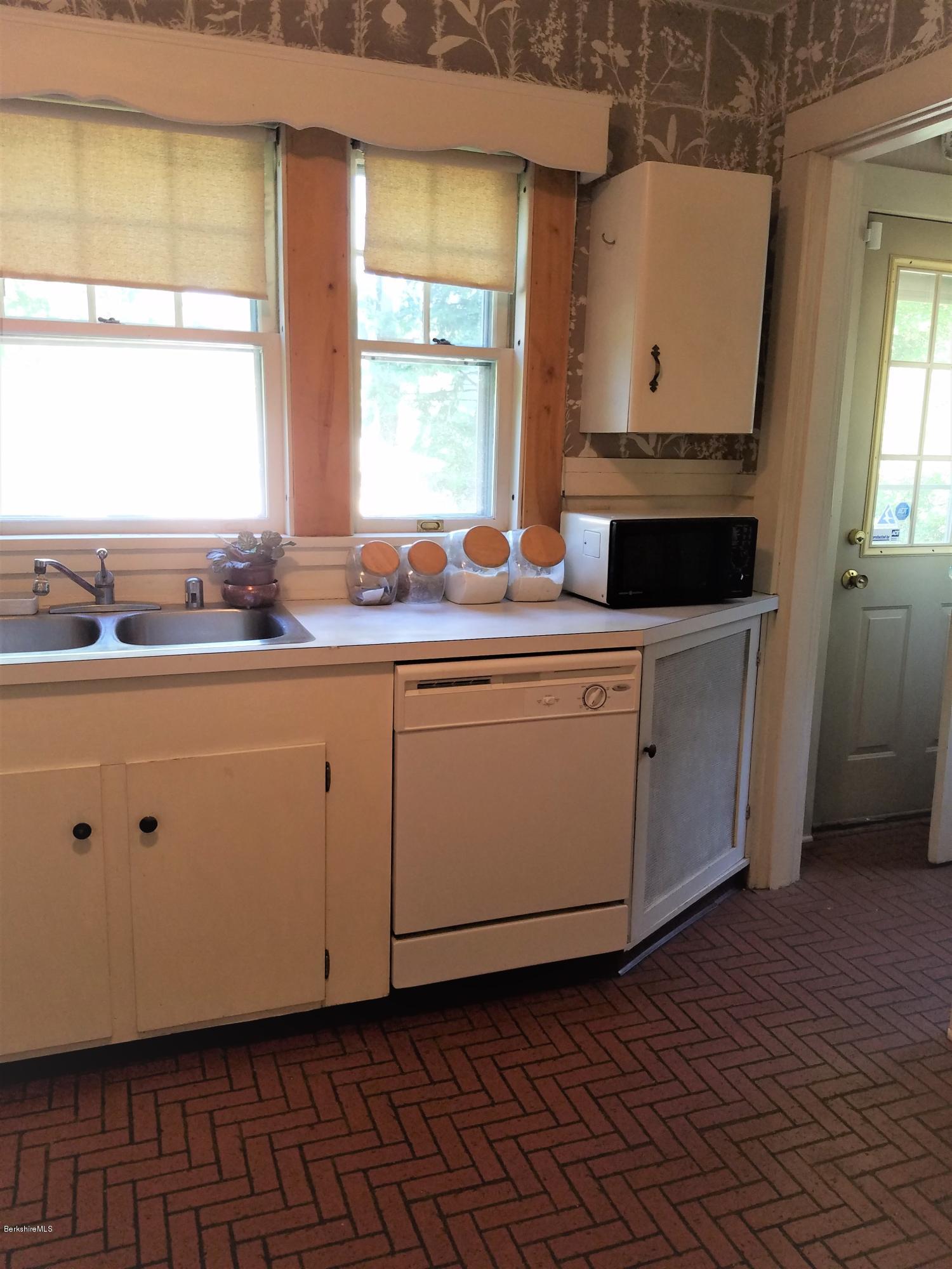 260 Holmes Road Pittsfield, MA 01201 - Photo 14 of 35 Kitchen 3