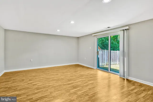 $3,000 | 6454 Blarney Stone Court, Springfield, VA 22152