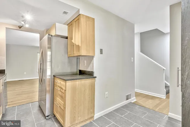 $3,000 | 6454 Blarney Stone Court, Springfield, VA 22152