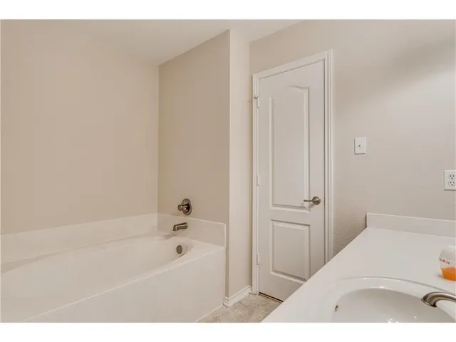 $2,399 | 524 Castebar Drive, Round Rock, TX 78664